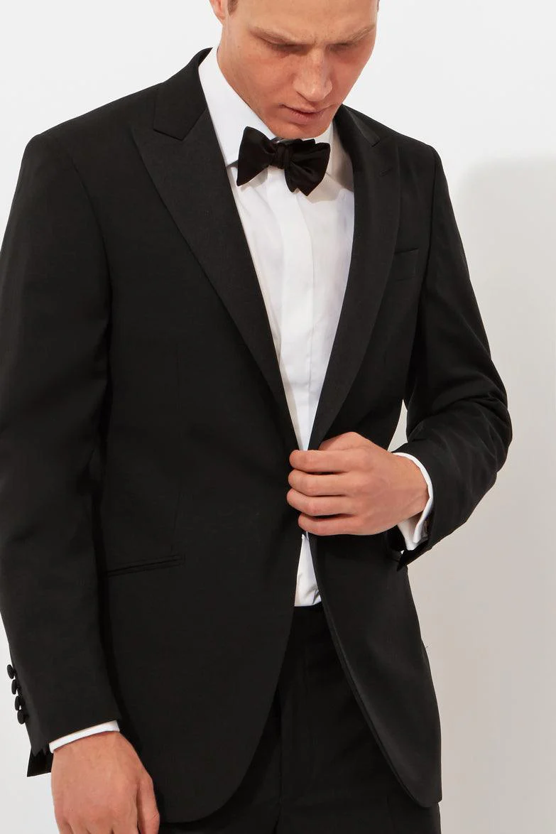 Black Peak Lapel Evening Suit - Image 4