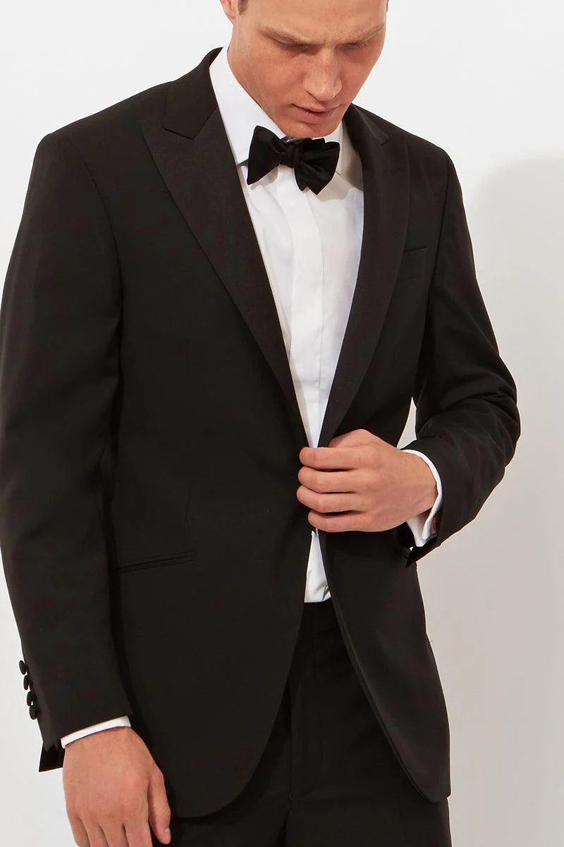 Peak Lapel Evening Jacket - Image 3